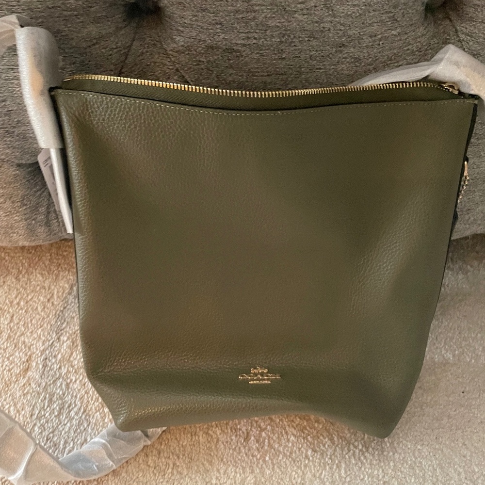 BNWT Coach “Val” duffle purse
